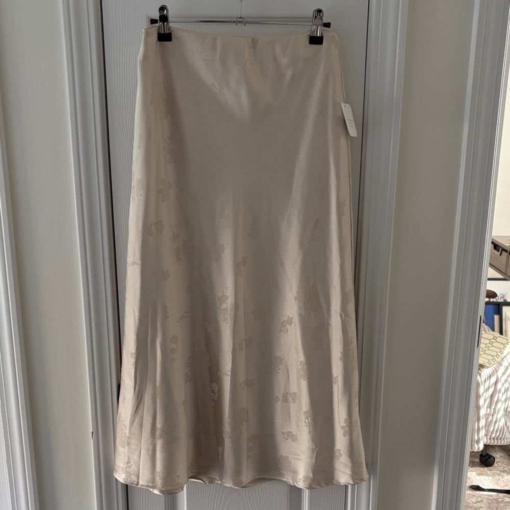 ALTAR’D STATE Women’s Cream Floral Satin A-Line Skirt